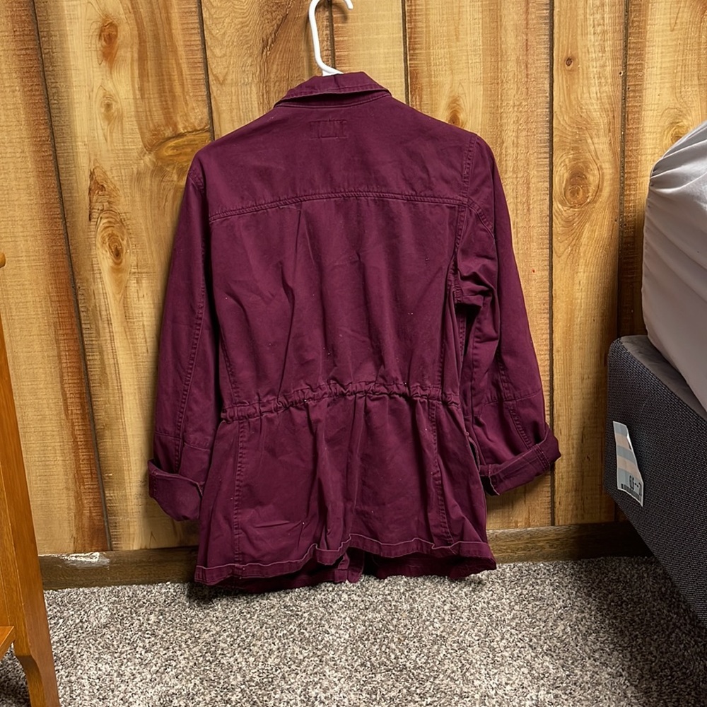 Red jacket - Picture 2 of 2